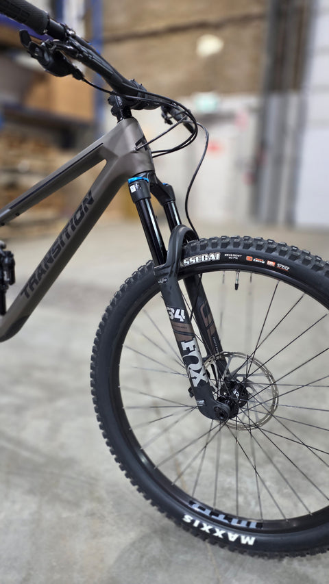 Transition - (DEMO) Smuggler Carbon GX Espresso Large - Image 2