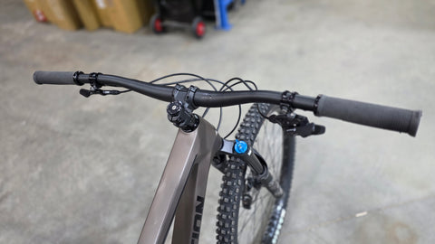 Transition - (DEMO) Smuggler Carbon GX Espresso Large - Image 4